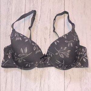 Jaclyn Smith Bra BRAND NEW